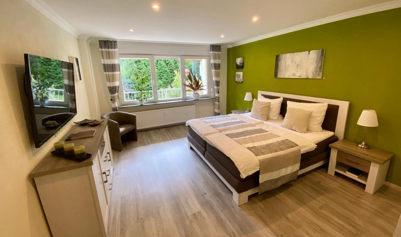 Roosartige Ferien - Ferienwohnung Am Weiherturm Bacharach Bagian luar foto